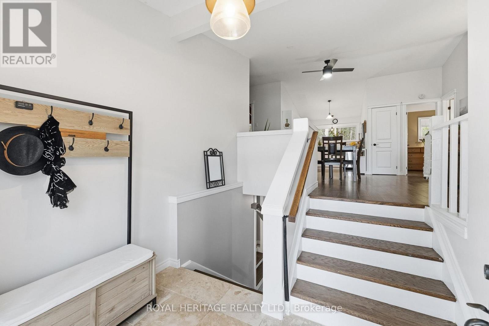30 STOCKDALE ROAD - 3