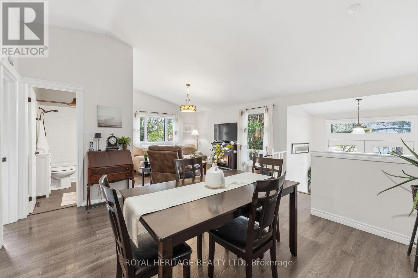 30 STOCKDALE ROAD - 9