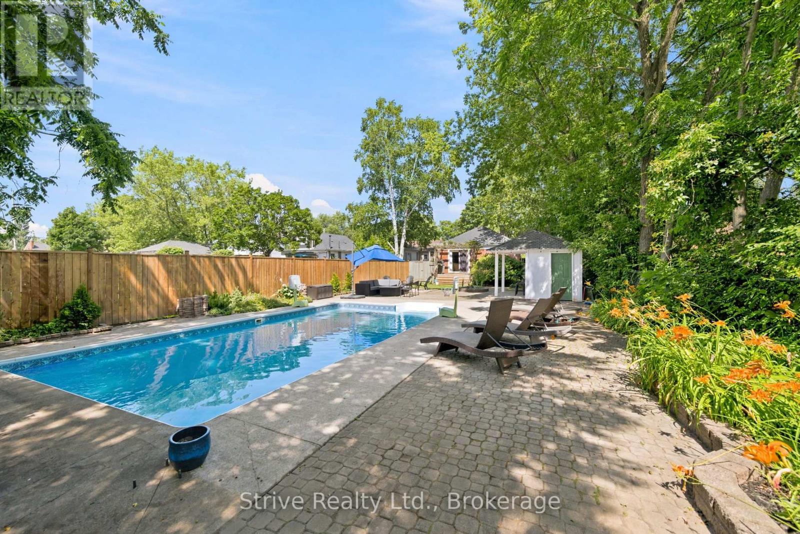 369 WALTON STREET - 35
