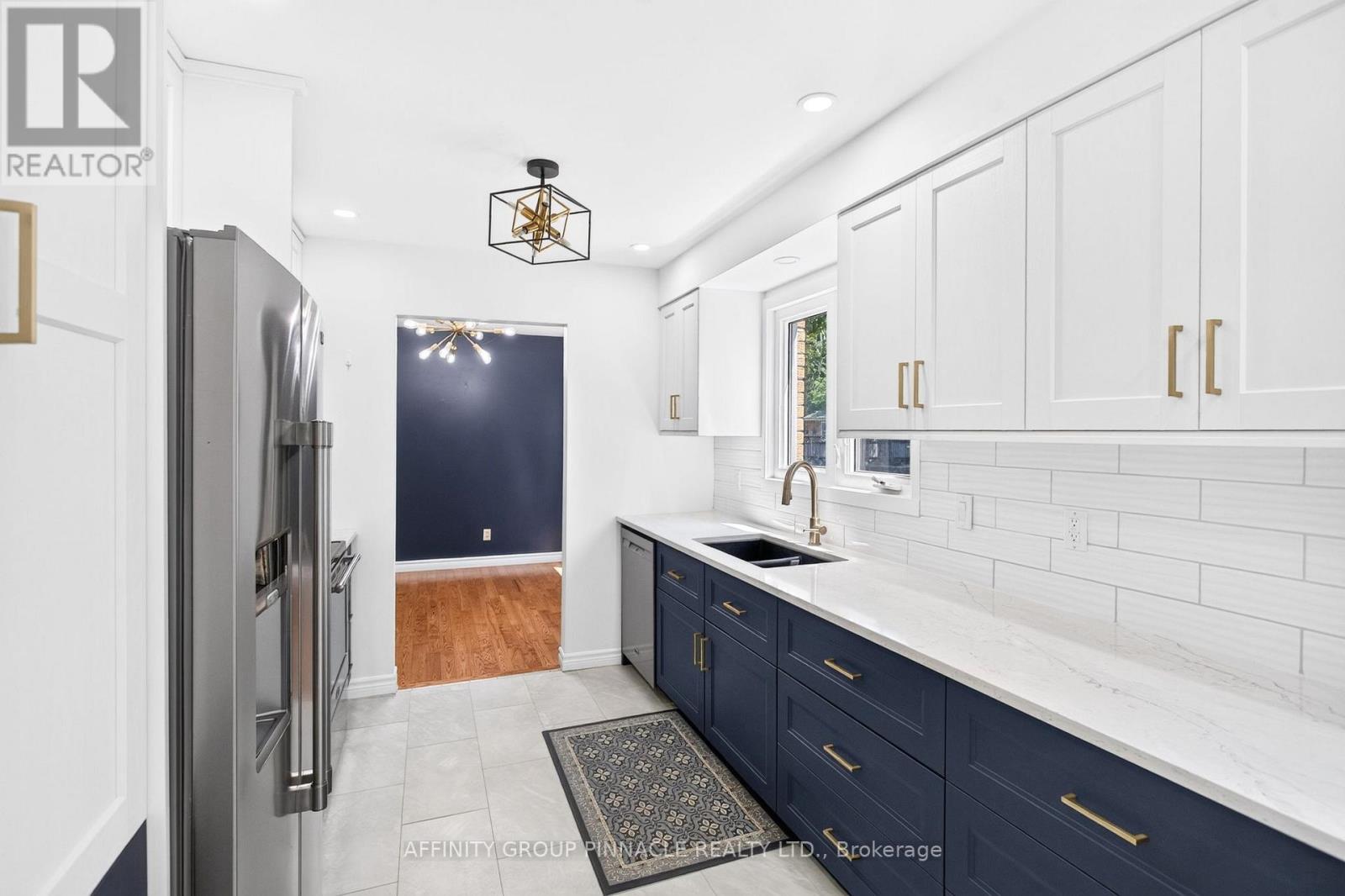 7 REDWING STREET - 16
