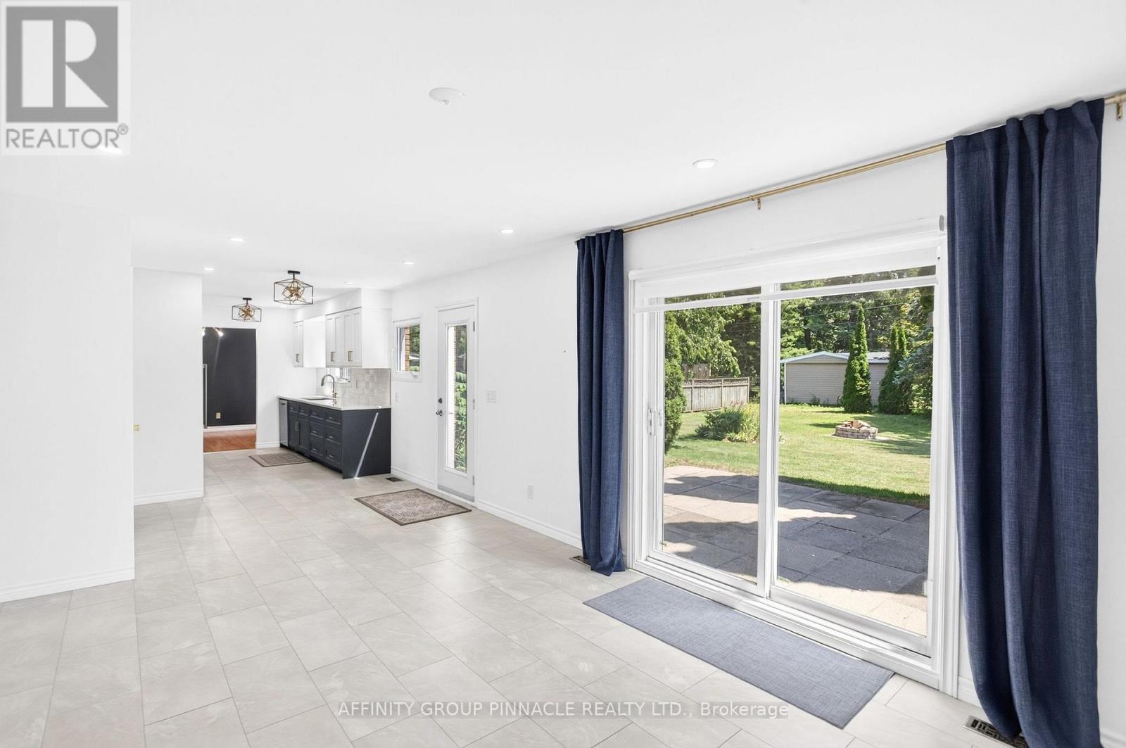 7 REDWING STREET - 18