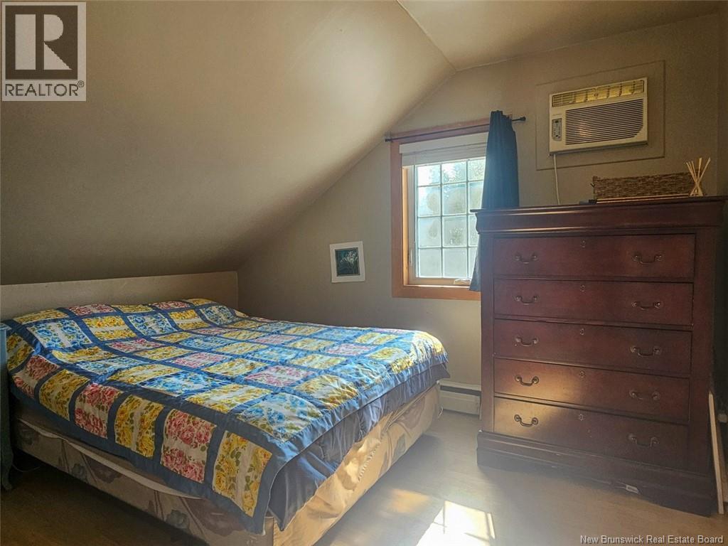 11 33rd Avenue - 20