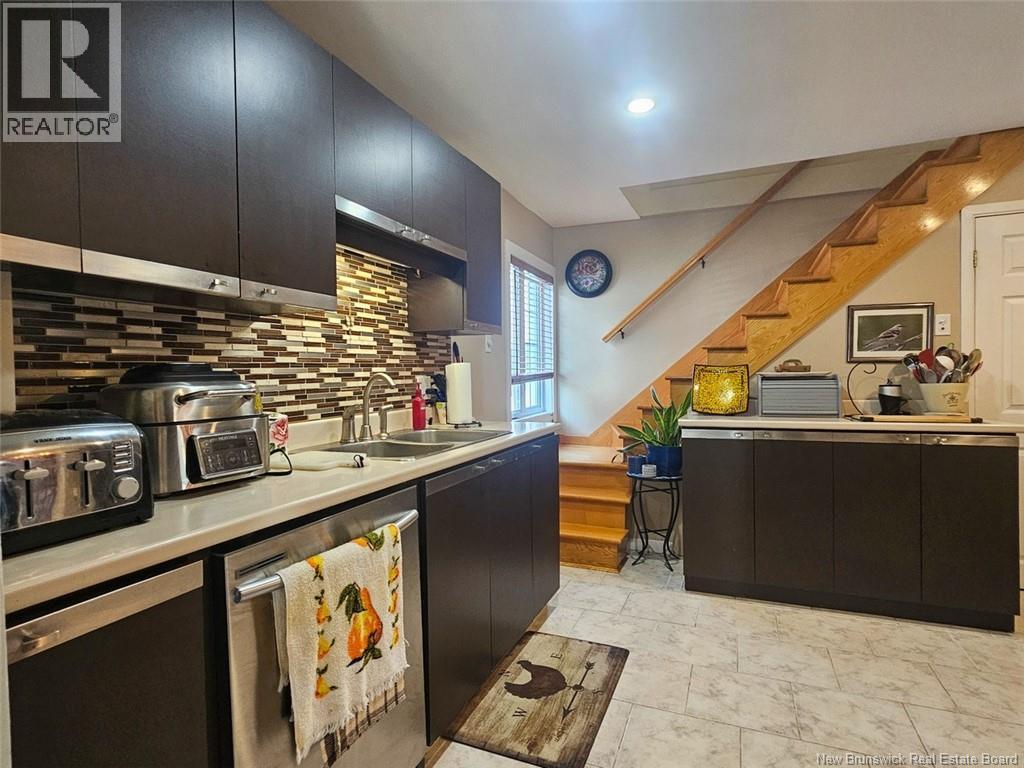 11 33rd Avenue - 3