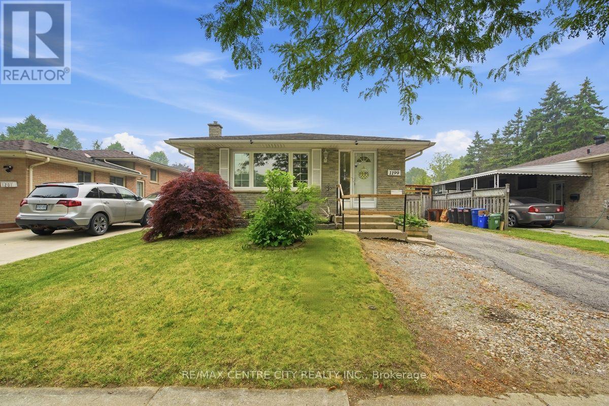 1199 JALNA BOULEVARD - 1