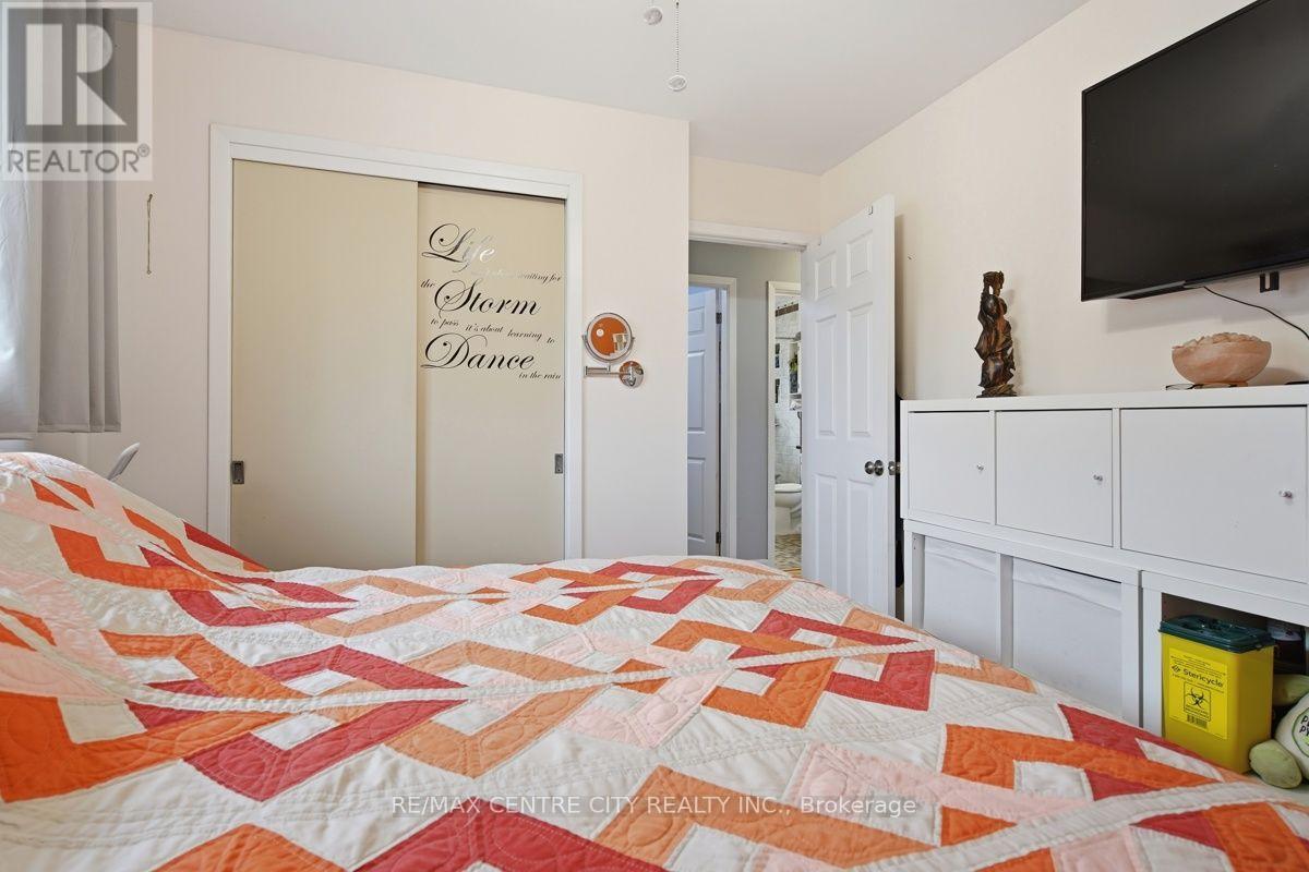 1199 JALNA BOULEVARD - 18