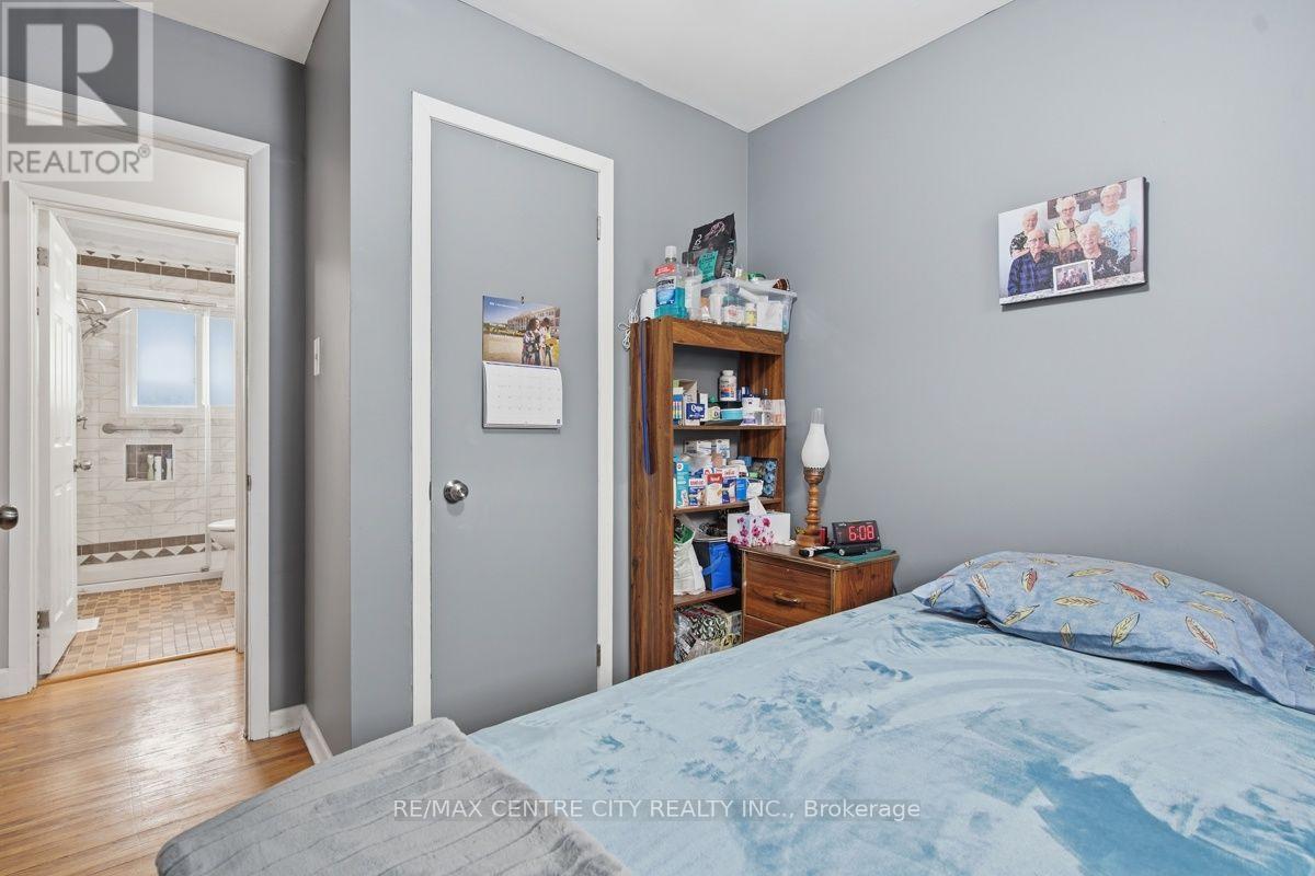 1199 JALNA BOULEVARD - 20