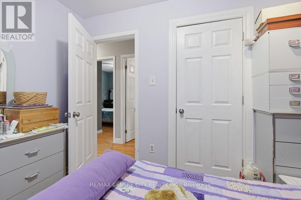 1199 JALNA BOULEVARD - 23