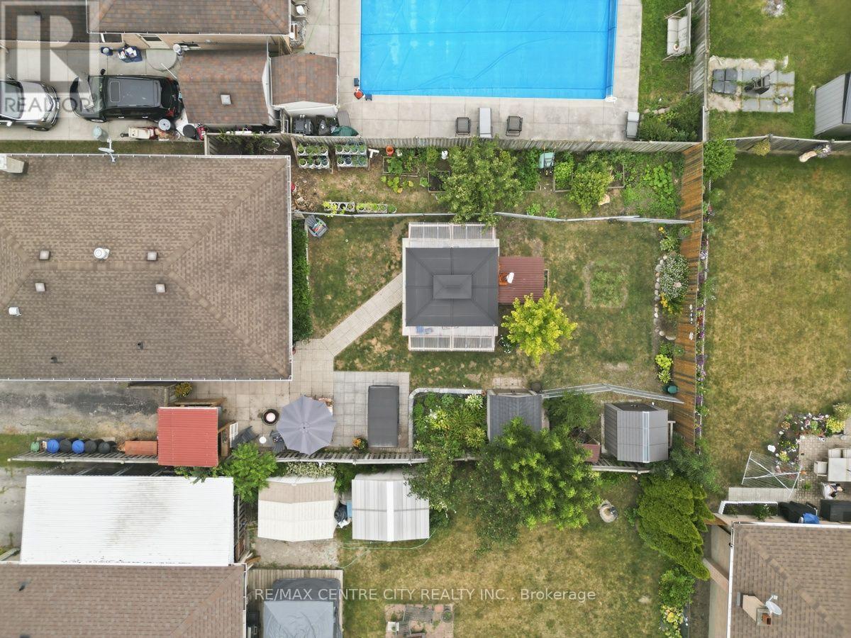 1199 JALNA BOULEVARD - 42