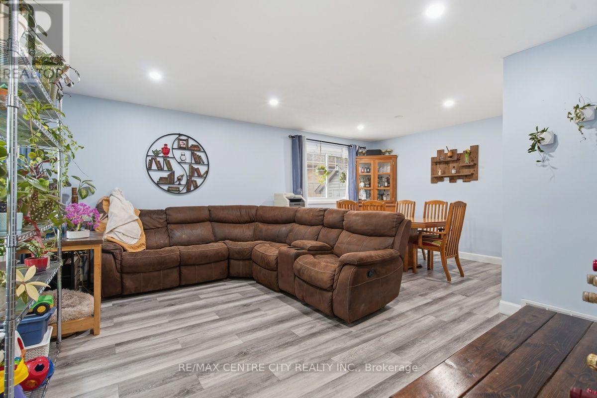 1199 JALNA BOULEVARD - 6