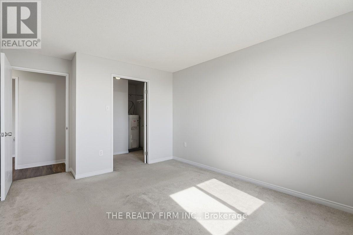 #904 76 BASELINE ROAD W - Image 25