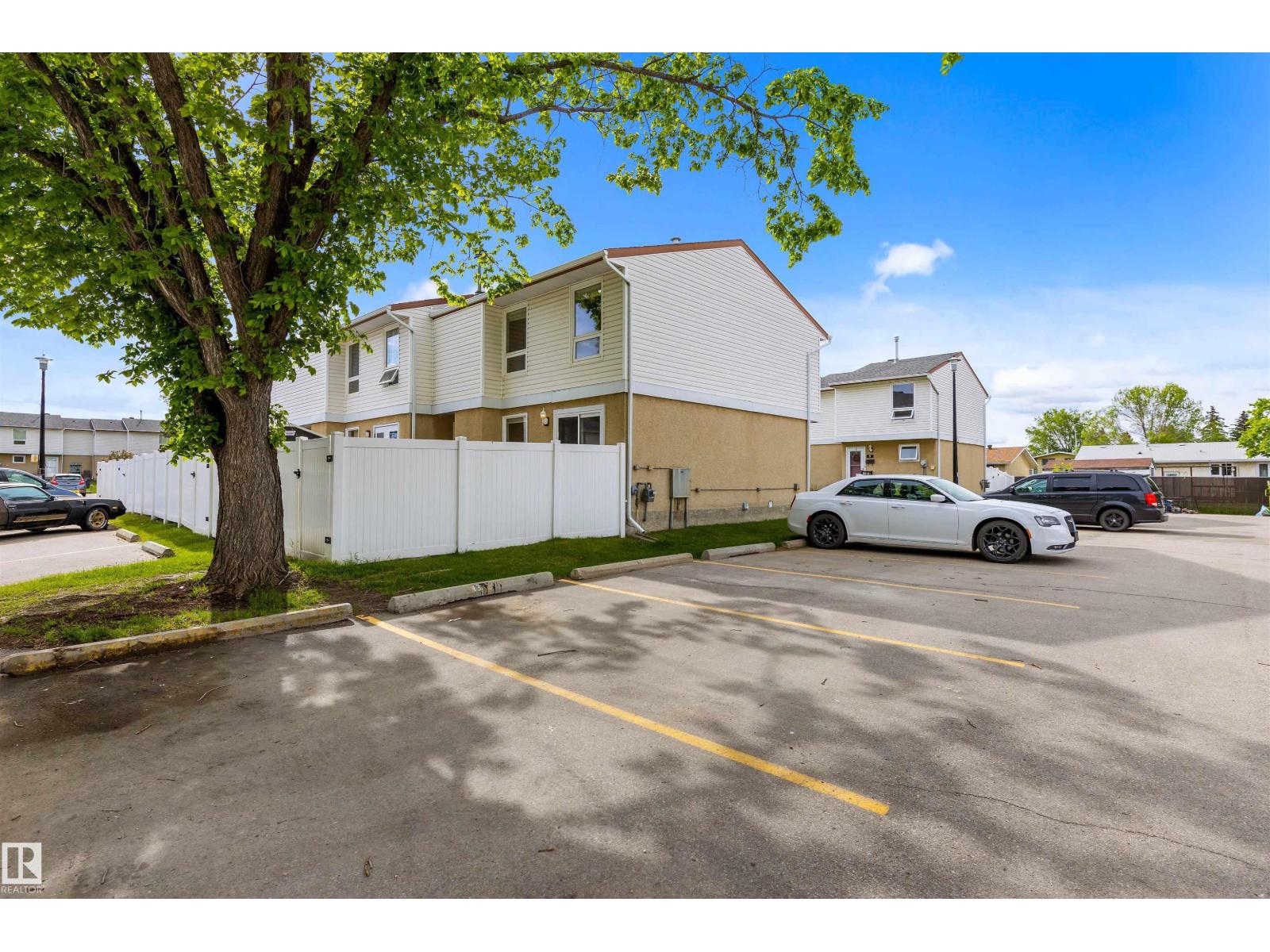 #13 9310 Morinville DR - 30