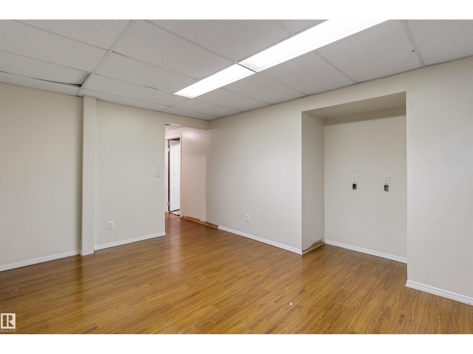 #13 9310 Morinville DR - 22