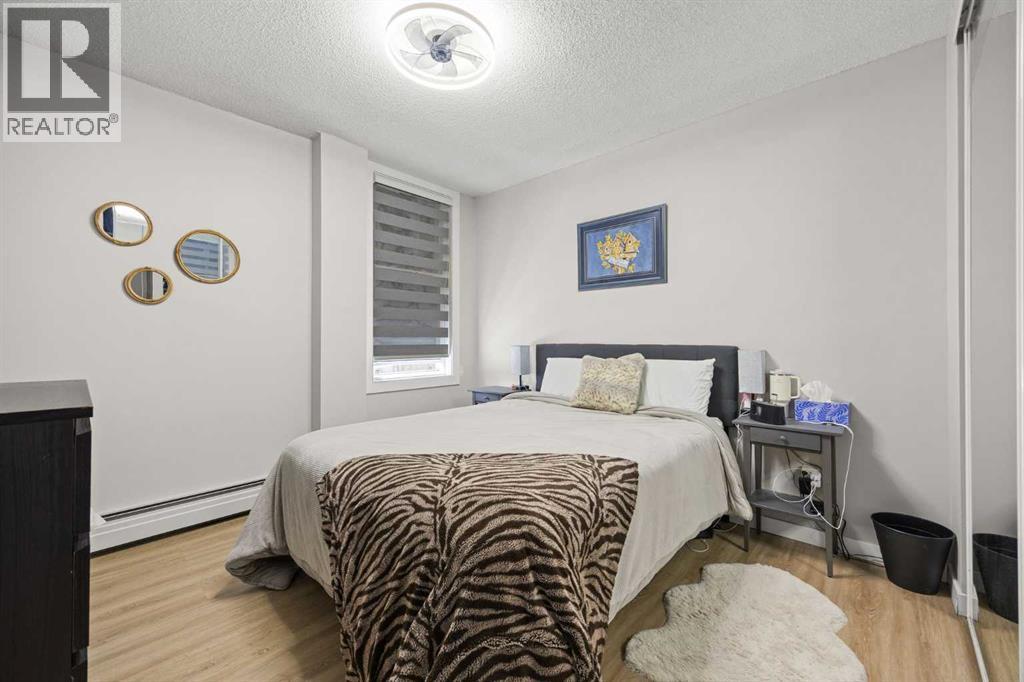 #102 1328 13 Avenue SW - 12
