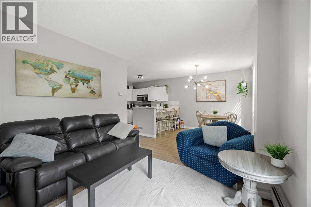 #102 1328 13 Avenue SW - 23