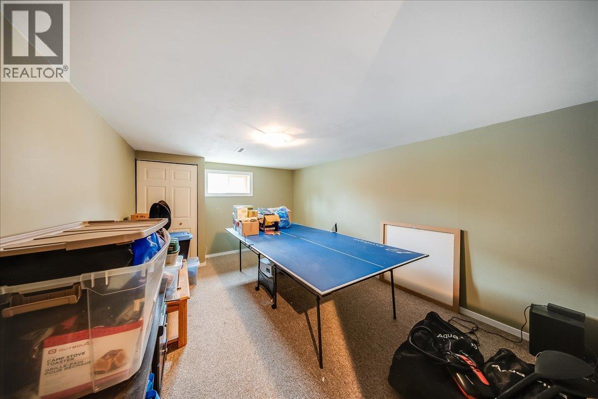 890 9TH Avenue - 22
