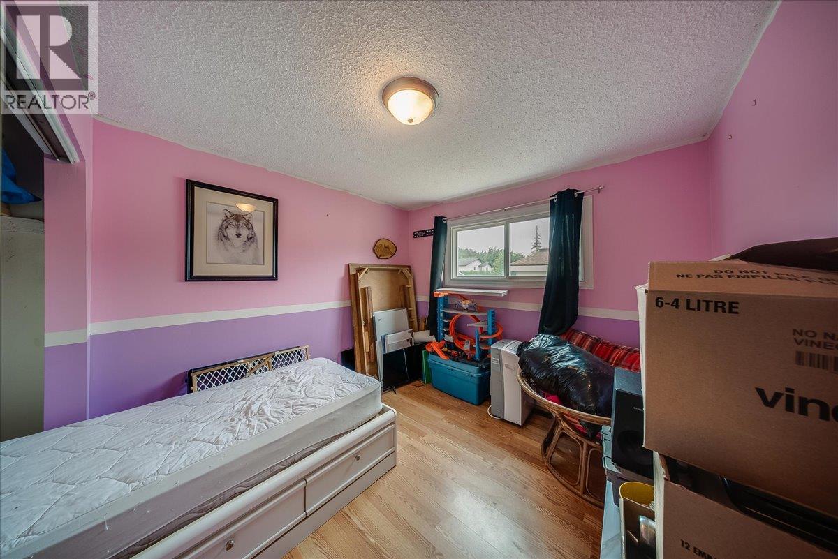 890 9TH Avenue - 17