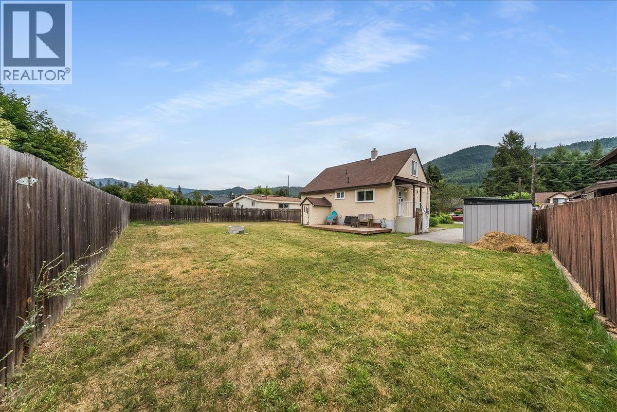 890 9TH Avenue - 31