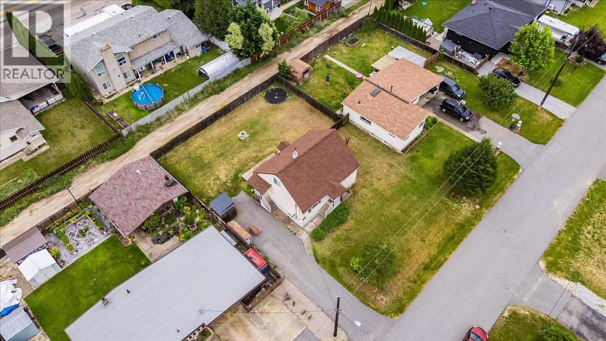 890 9TH Avenue - 35
