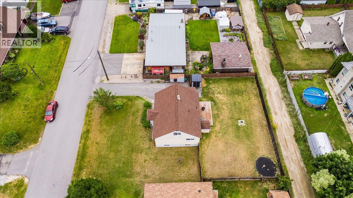890 9TH Avenue - 37