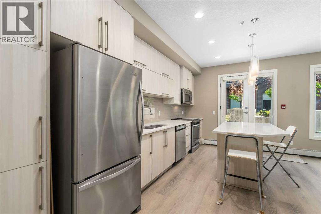 #316 93 34 Avenue SW - 4