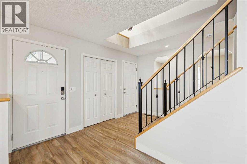 225 West Lakeview Drive - 4
