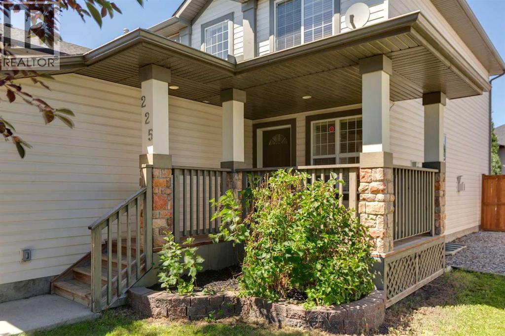 225 West Lakeview Drive - 2
