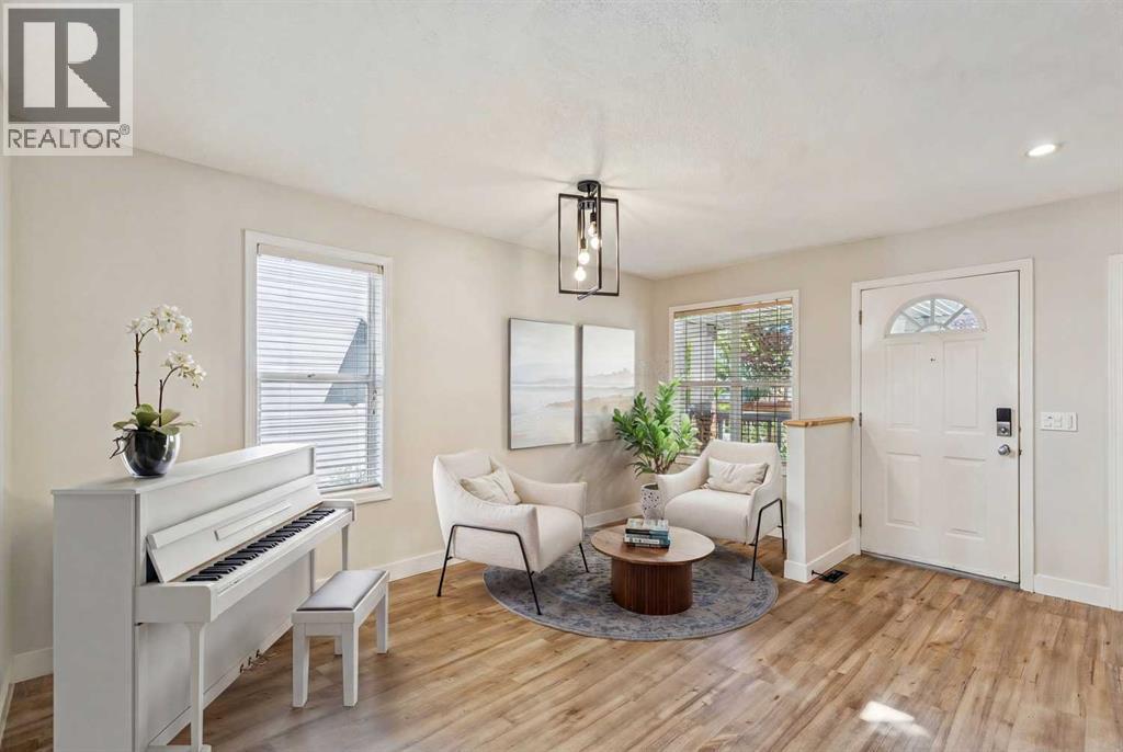 225 West Lakeview Drive - 5