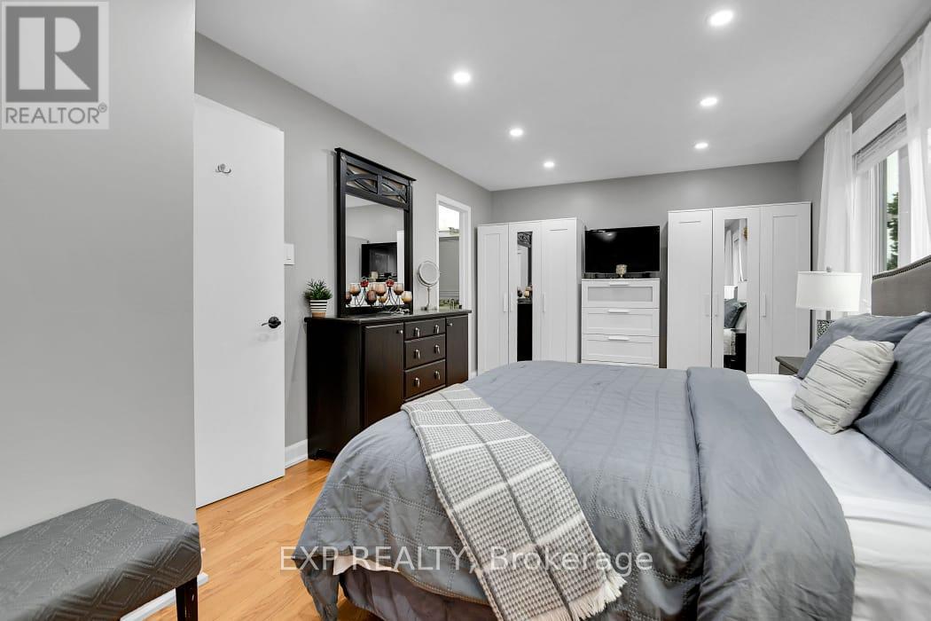 Condos for Sale in Ottawa – 138 ACKLAM TERRACE, Ottawa – By Peter Sagos - Image 16