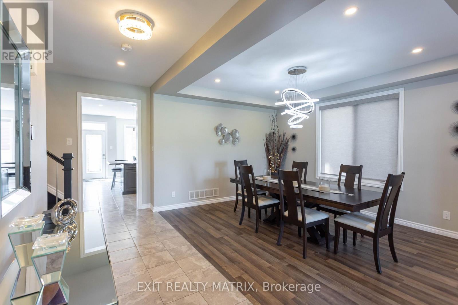 Condos for Sale in Ottawa – 555 ARUM TERRACE, Ottawa – By Peter Sagos - Image 10