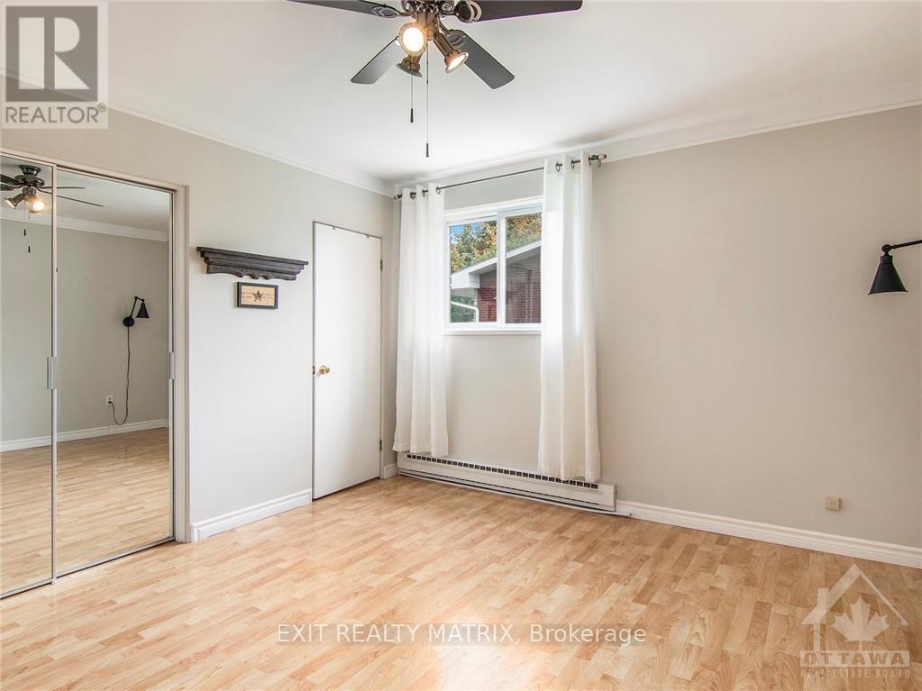 2 Bedroom for Sale in Russell – 954 NOTRE DAME STREET – By Peter Sagos - Image 13