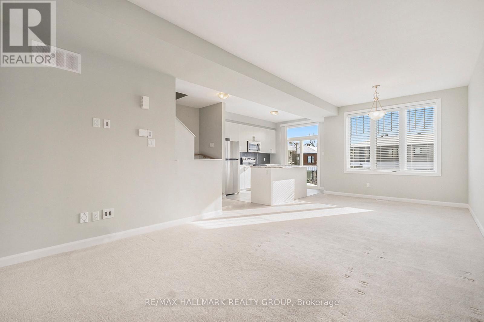 Condos for Rent in Ottawa – 48 TEELIN CIRCLE, Ottawa – By Peter Sagos - Image 7