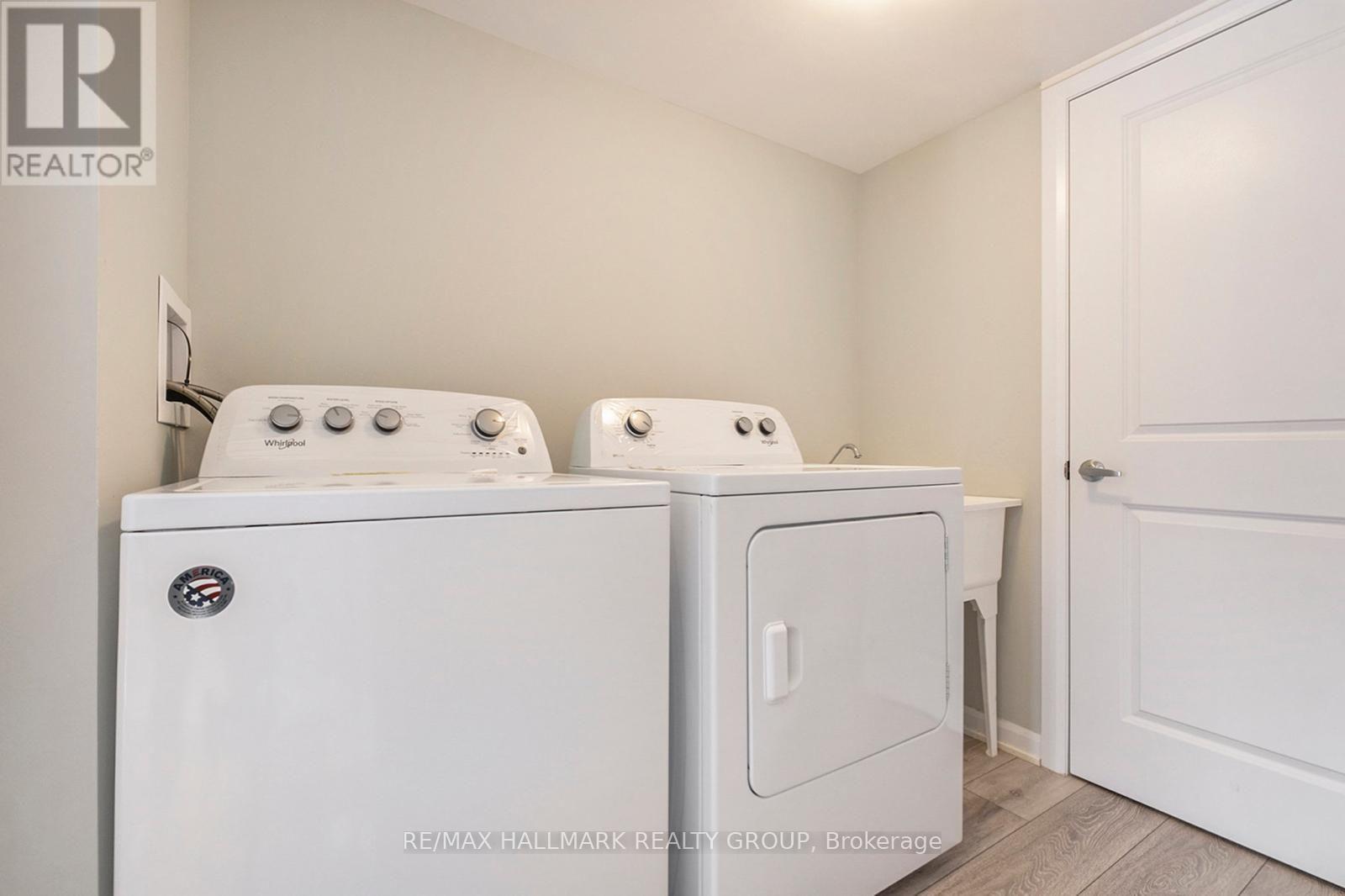 Condos for Rent in Ottawa – 48 TEELIN CIRCLE, Ottawa – By Peter Sagos - Image 9