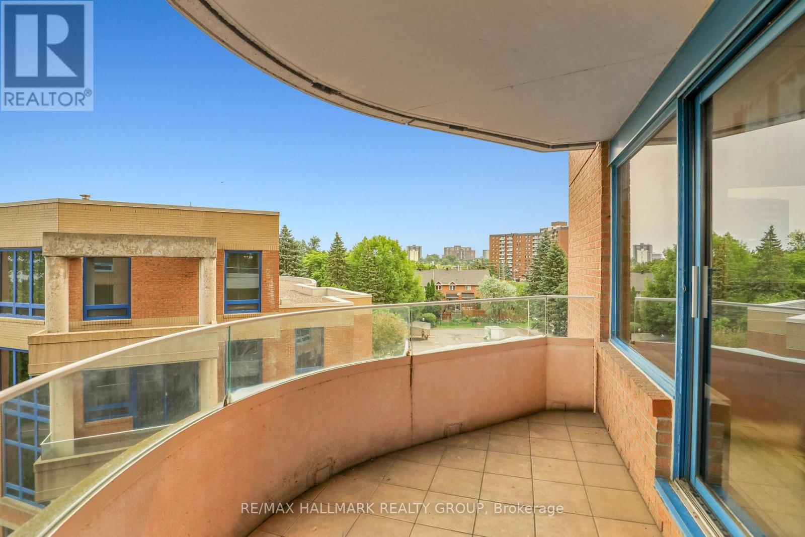 #502 3105 CARLING AVENUE - 33