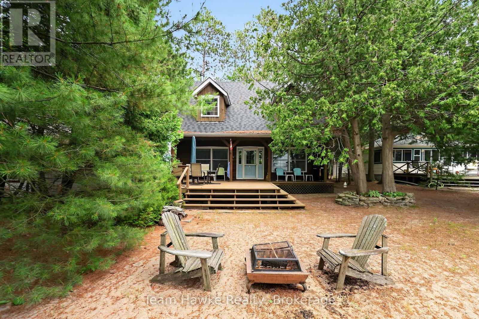 698 TINY BEACHES ROAD S - 32