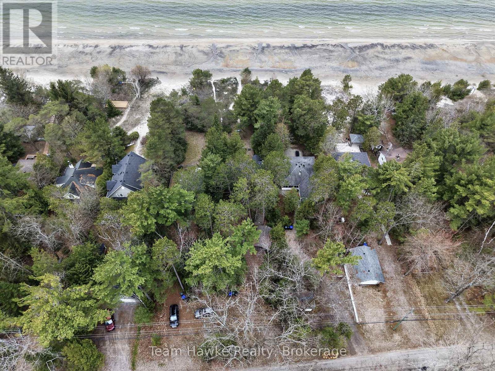 698 TINY BEACHES ROAD S - 40