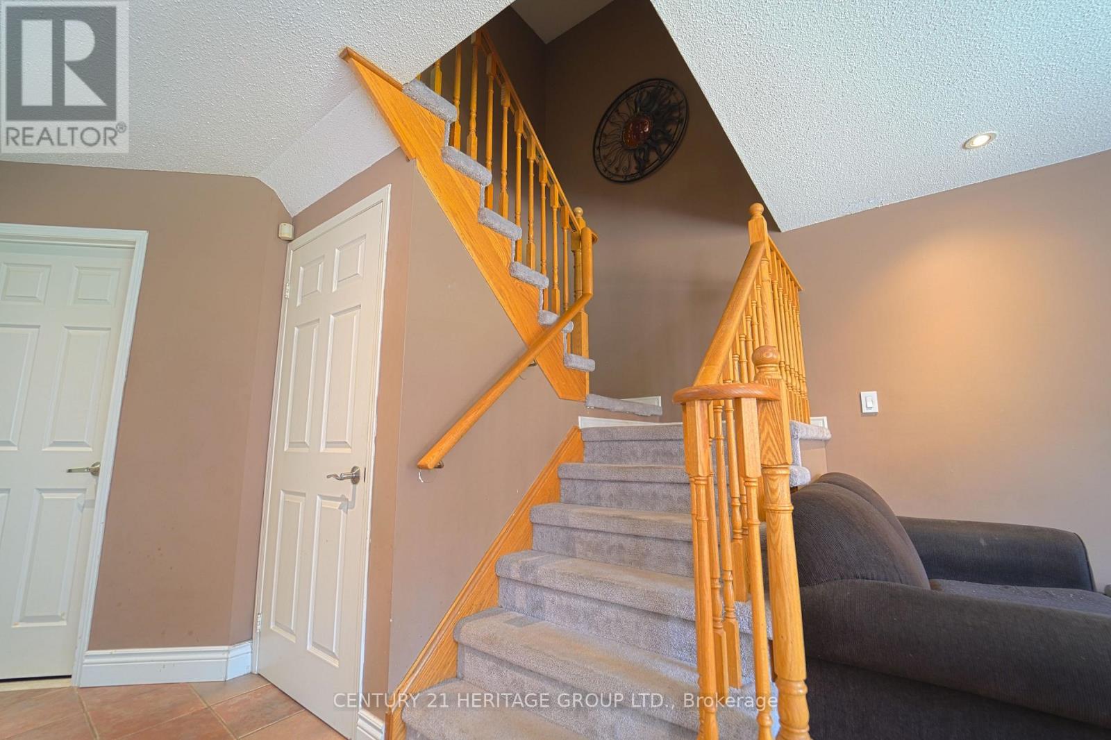 3 PRIMROSE PATH CRESCENT - 19