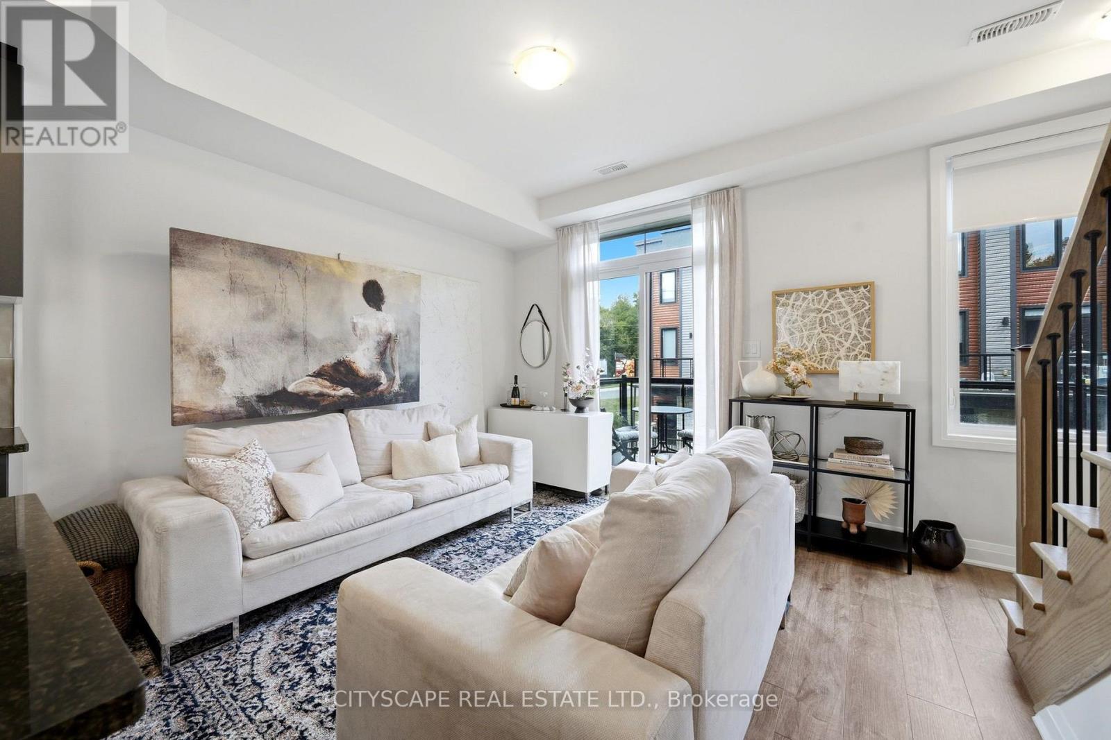#28 2 WILLOW STREET - Image 17