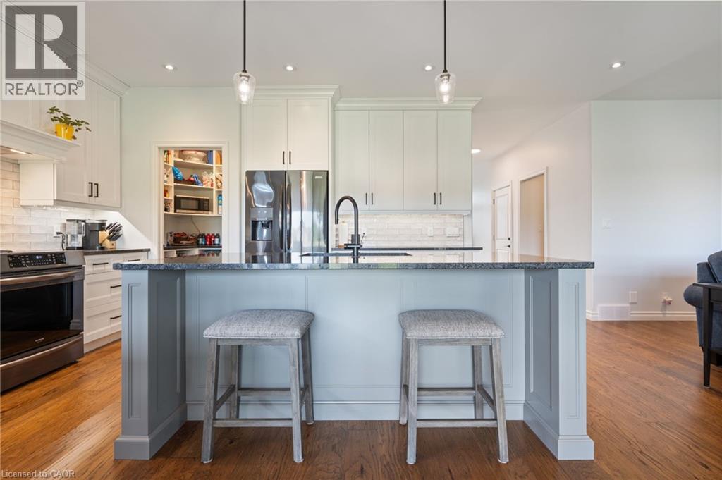 14 STONEBRIDGE Place - 13