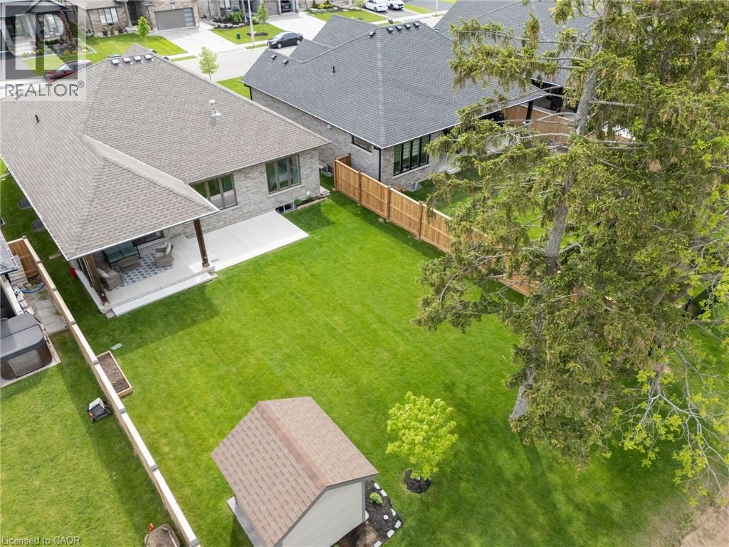 14 STONEBRIDGE Place - 35