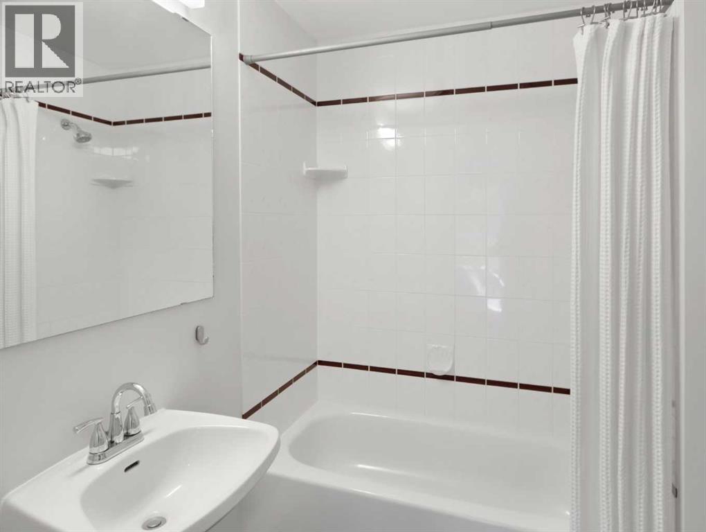 #29 242 Benchlands Terrace - 13
