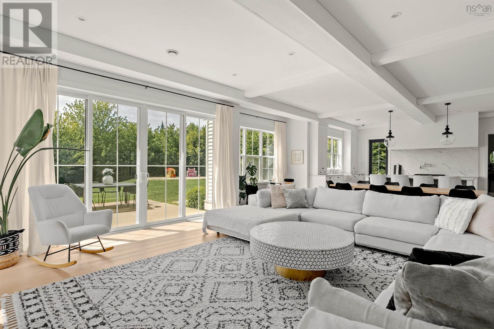571 Duart Avenue - 11