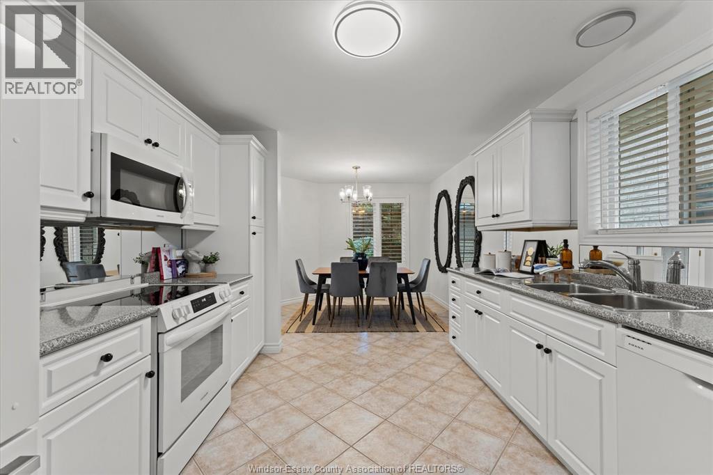 1077 HACIENDA WAY - 16