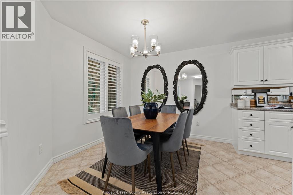 1077 HACIENDA WAY - 9