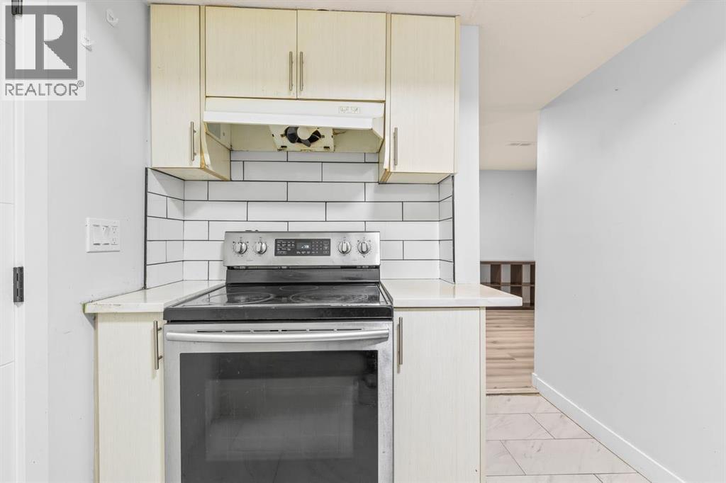 13 Martindale Boulevard NE - 24