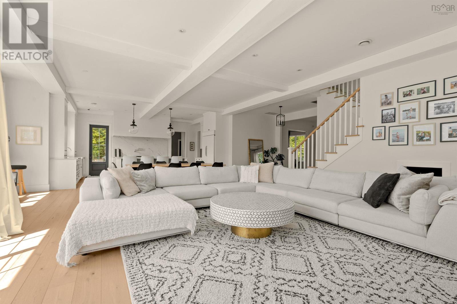 571 Duart Avenue - 12