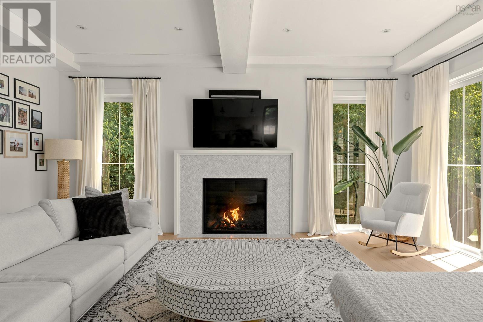 571 Duart Avenue - 9