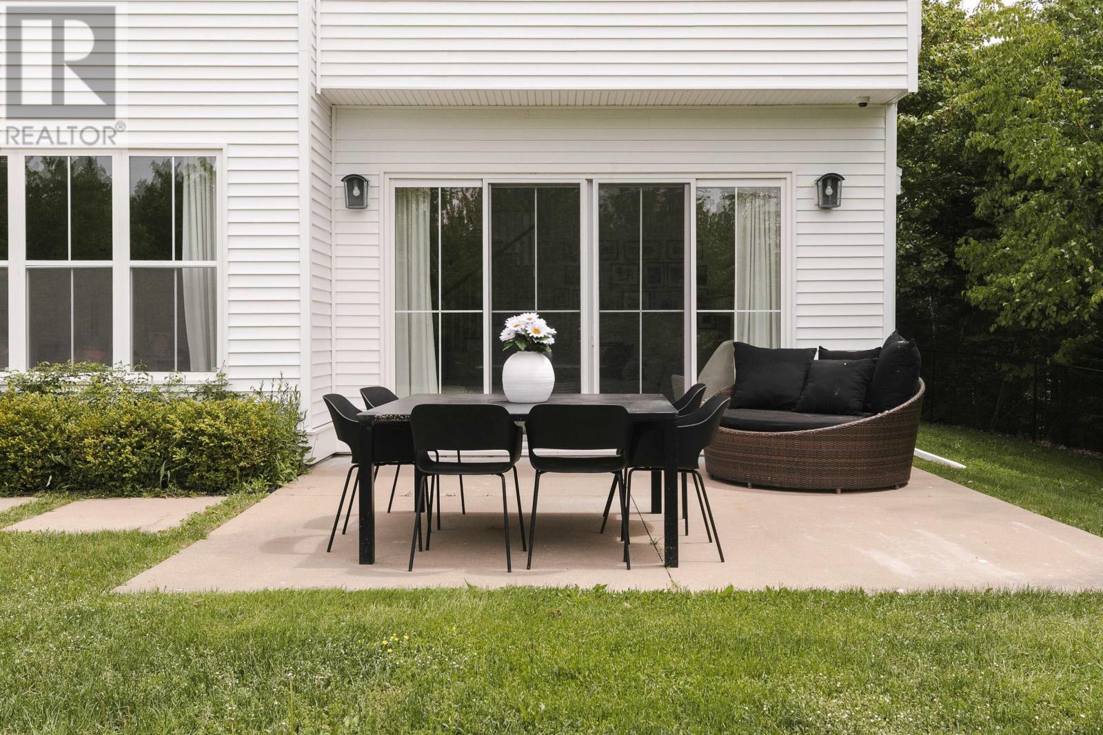 571 Duart Avenue - 47