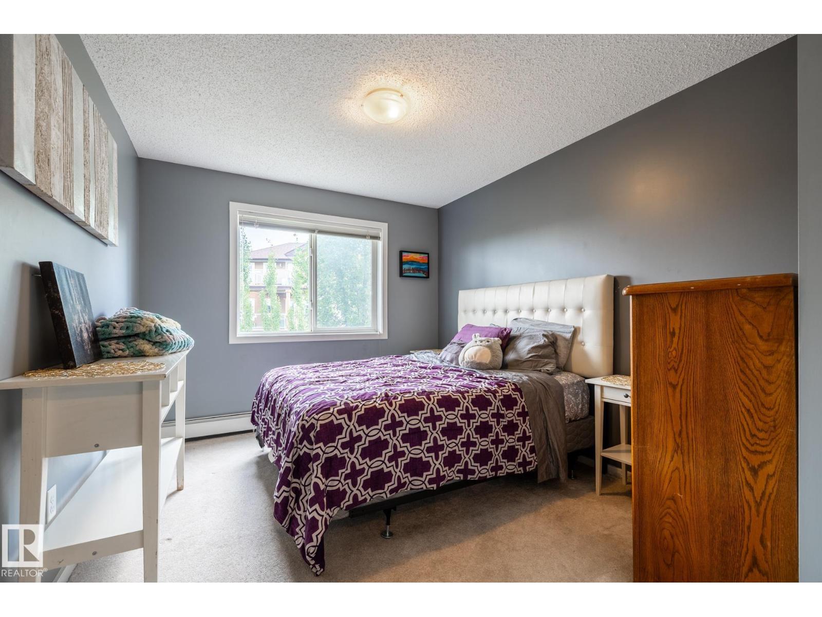 #102 508 ALBANY WY NW NW - 27