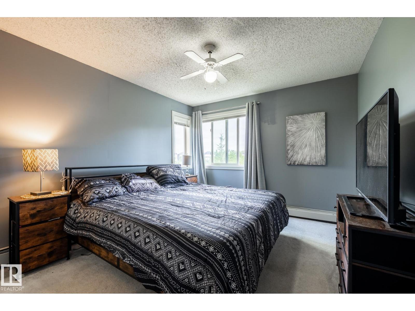 #102 508 ALBANY WY NW NW - 28