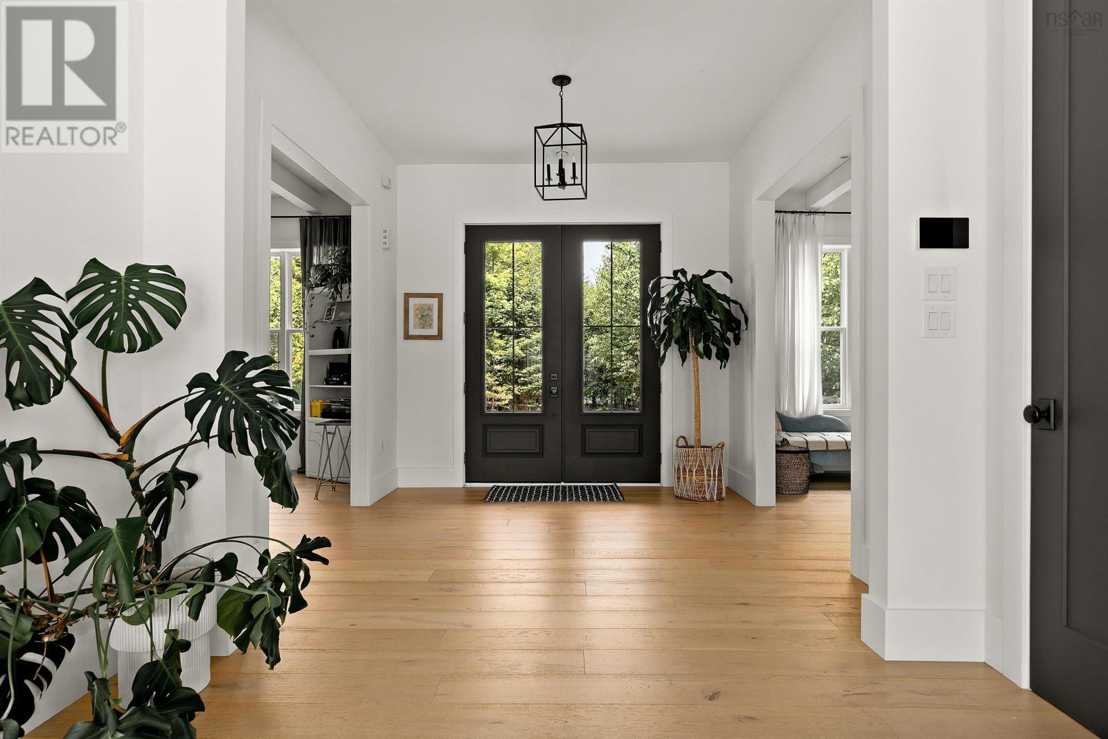 571 Duart Avenue - 4